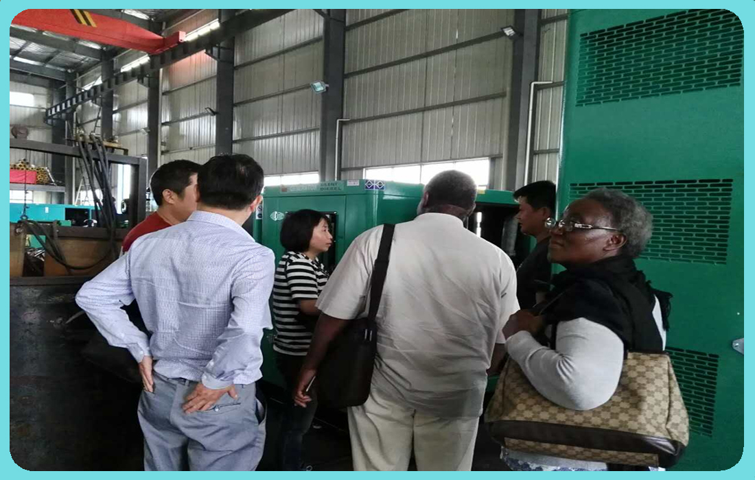 南美客戶來(lái)訪我公司工廠考察柴油發(fā)電機(jī)組