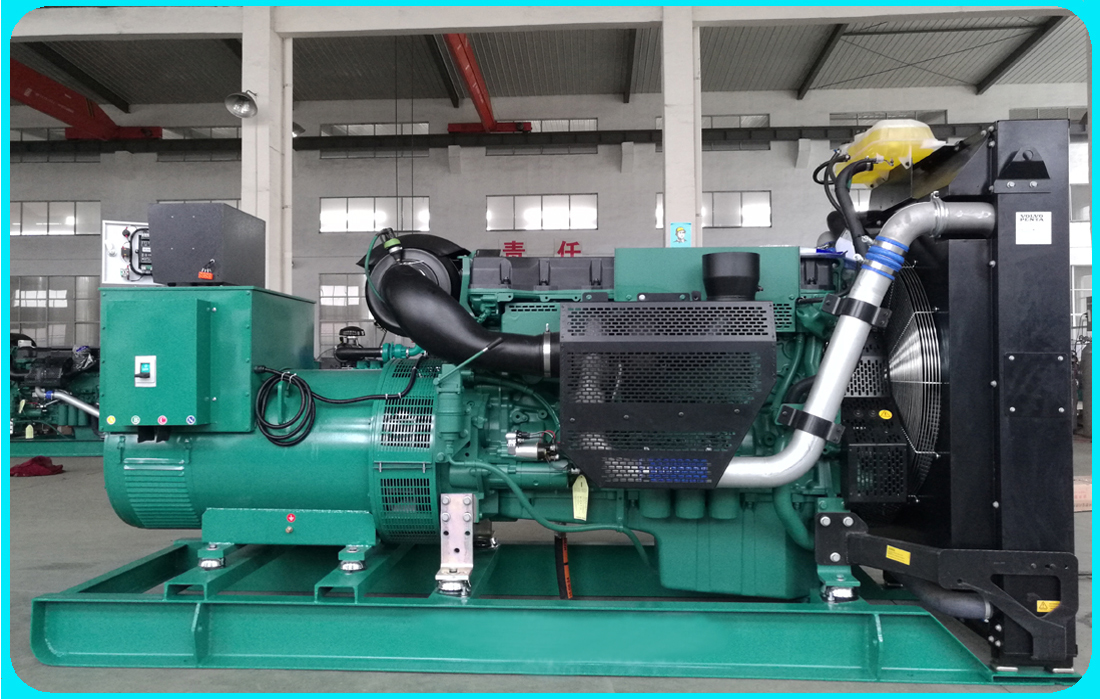 珀金斯動(dòng)力404kw沃爾沃系列柴油發(fā)電機(jī)組出貨現(xiàn)場(chǎng)